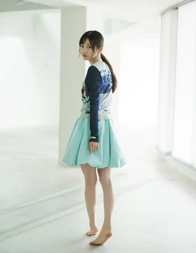 하야사키 스즈키, B.L.T Graph 2025년 10월호 Vol.112