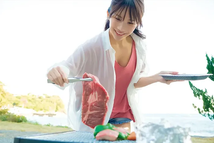 코토이 아리사 사진집 『코토이에게 사랑과 진홍과 새벽의 완전판』 Set.01