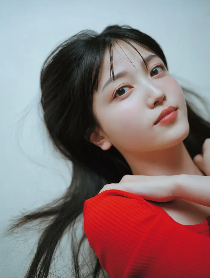 쿠보 시오리 『B.L.T Graph』2025년 1월호 Vol.113