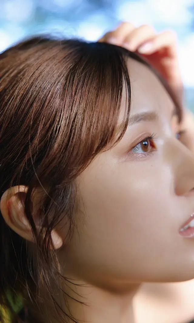 오와다 나나 주간 플레이보이 포토북 「깊은 숲 속에서」 Set.01