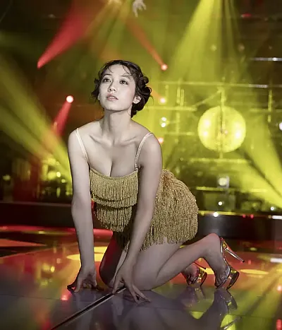 사토 아이리 사진집 「스포트라이트에 비춰져」 Set.02