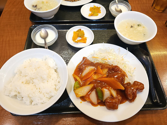 일본식 탕수육 스부타 정식 980엔 ㄷㄷㄷ