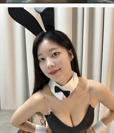 개조이 주인 바다에...왜..우리만 비키니야..? 