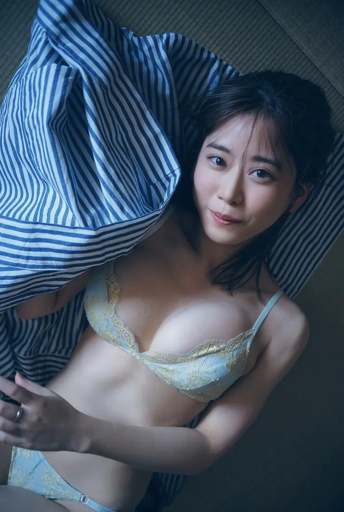 마리리 오쿠츠 FLASH 디지털 사진집 『프로포즈』Set.01
