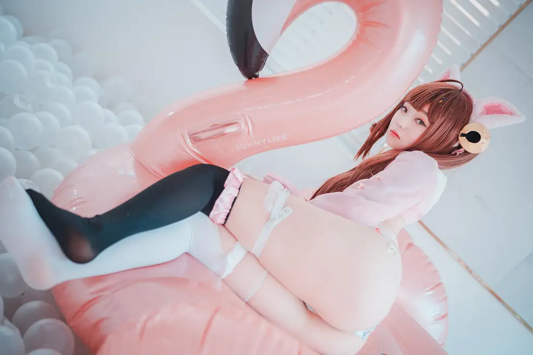 Bambi 밤비, DJAWA ‘Candy Jelly Love’