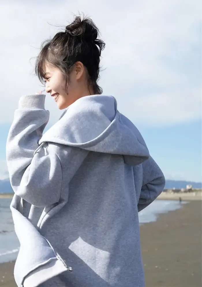 아카리 시라세 1st 사진집 [ 착각 ] Set.02