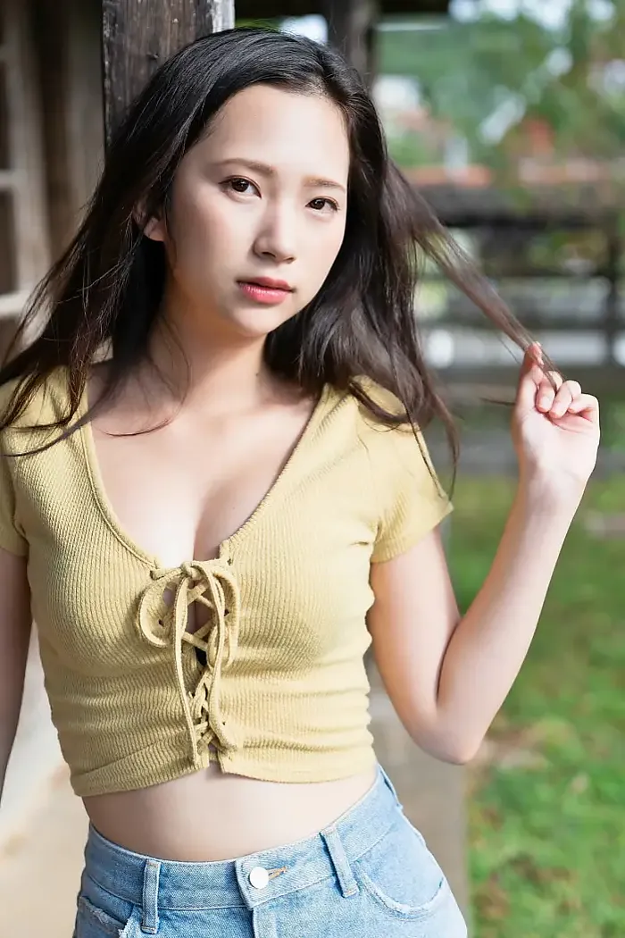 마치야마 미호 (街山みほ), 아이돌포스트 사진집 「반짝이는 코네키노」 Set.07