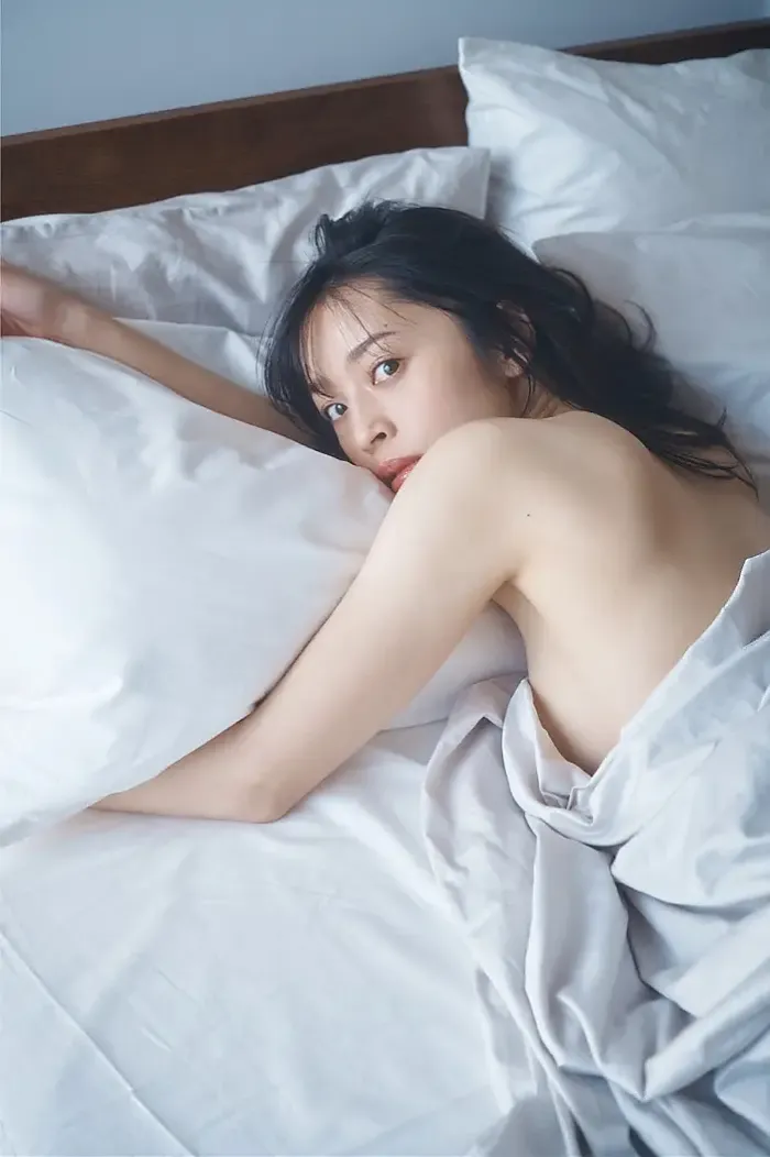 미사키 진부 (神部美咲), FLASH 디지털 사진집 『여기서만 하는 이야기 vol.2』 Set.01