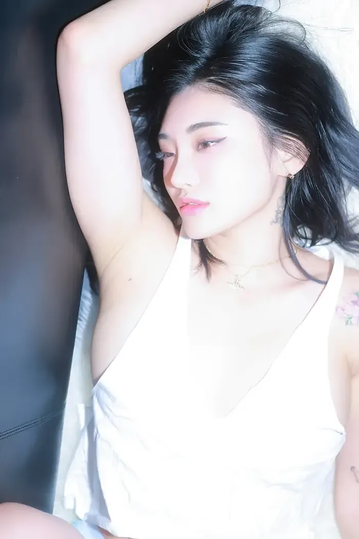 Sula 첼설아, PhotoBook 「Drunk」 Set.04
