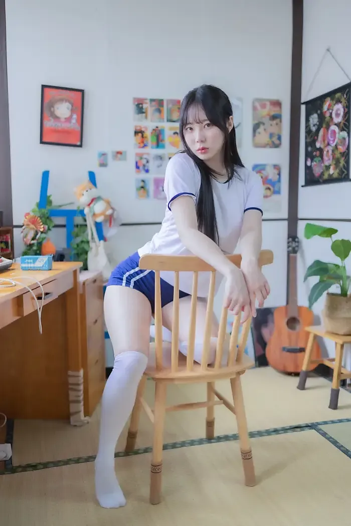 Myua 뮤아, Photobook ‘School Uniform’ Set.02