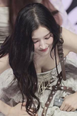 숙이는 모모랜드 낸시 움짤