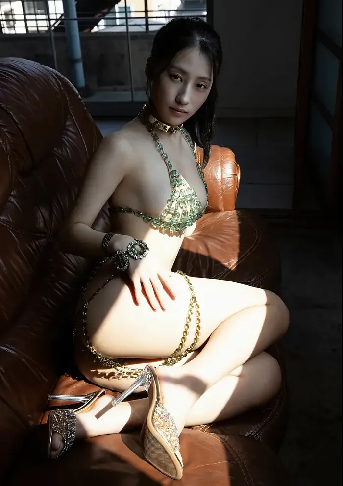 스미다 아야노(澄田綾乃), DOLCE 디지털 사진집 「절대적인 관계」 Set.02