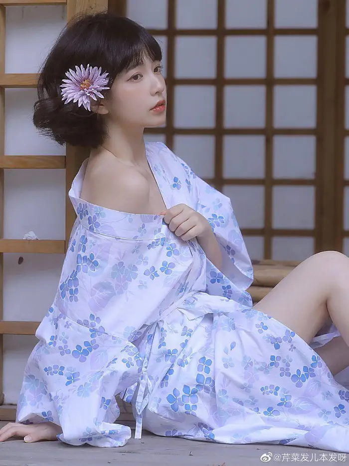 기모노가 이쁜 일본처자