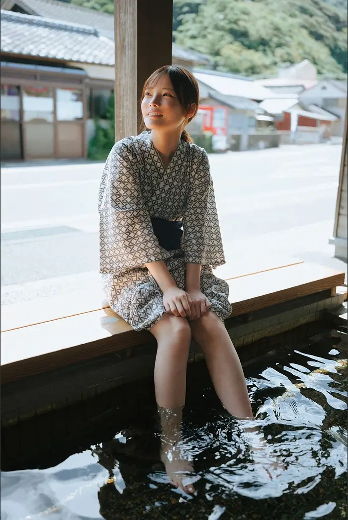 아라야 히메카, 주간 플레이보이+스페셜 No.348 「돌아왔어, 후쿠에섬 Chapter.1」 Set.01